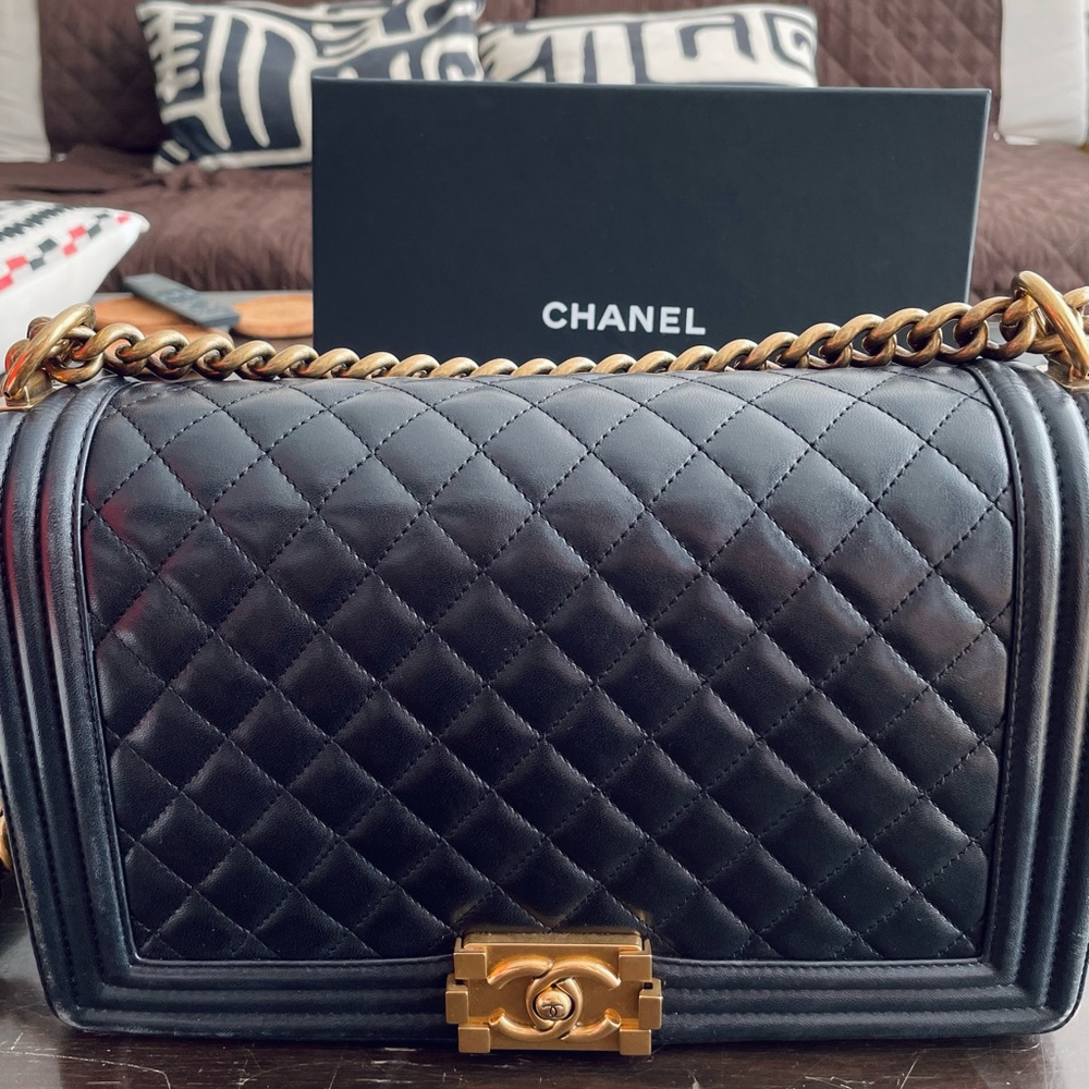 Chanel Boy Bag (New Medium) Black